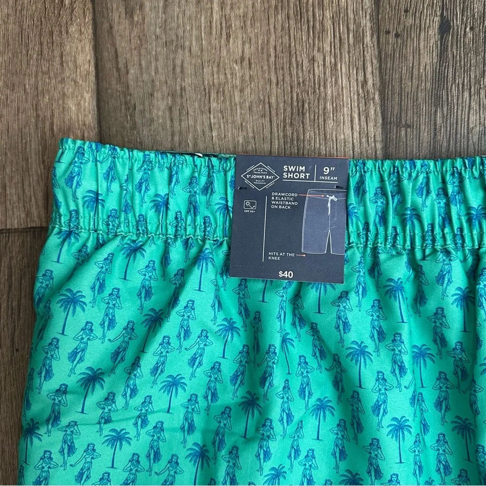 ST JOHN’S BAY SHORTS MEN’S  SIZE XXL GREEN POCKET NEW